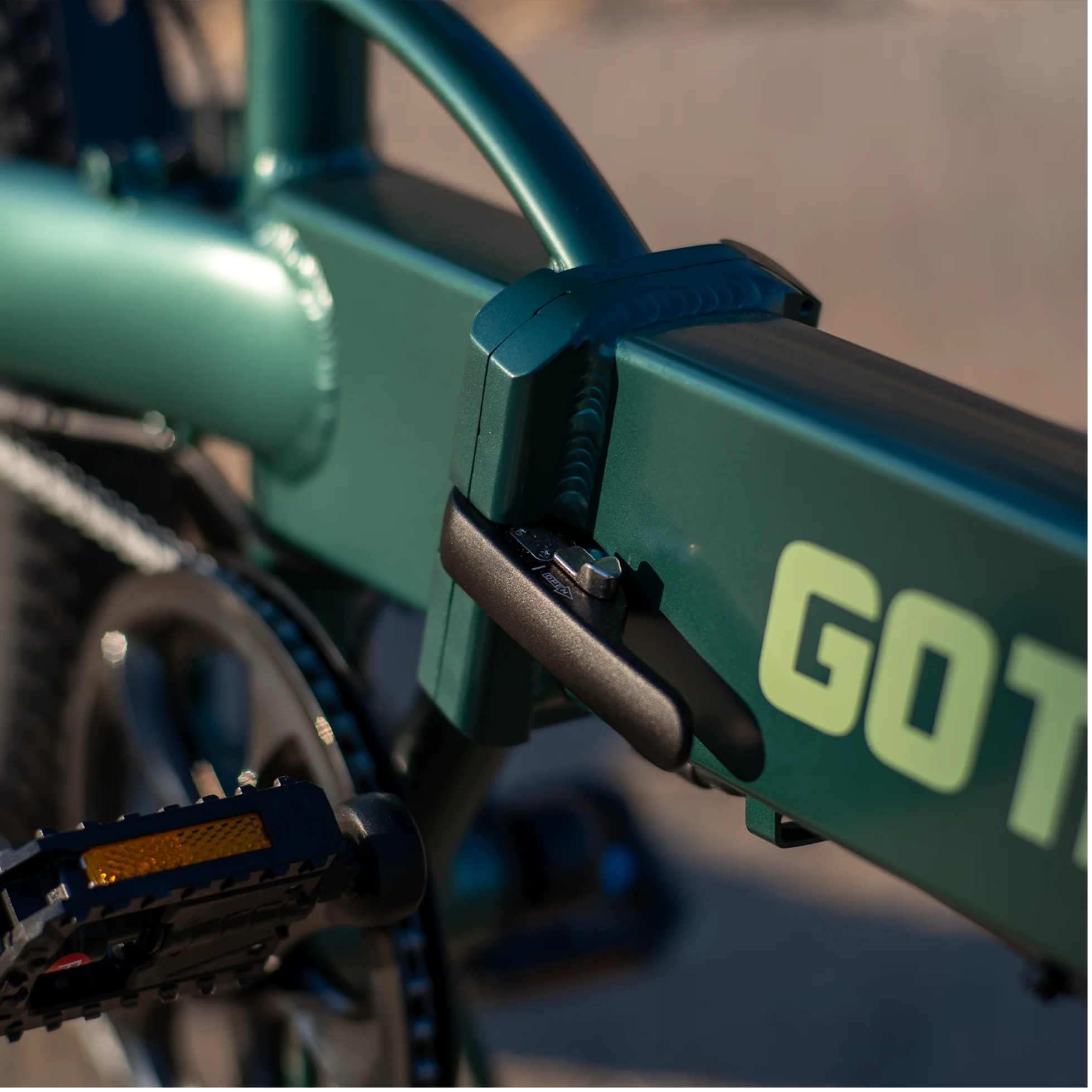 GoTrax F1 Foldable Electric Bike Version 2.0 | Green